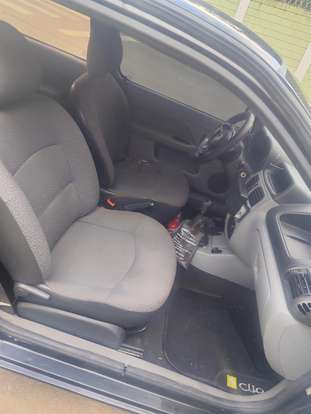 RENAULT-CLIO-2008