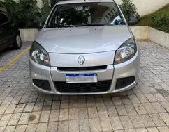 RENAULT SANDERO 1.0 AUTHENTIQUE 16V FLEX 4P MANUAL RENAULT SANDERO 1.0 AUTHENTIQUE 16V FLEX 4P MANUAL
