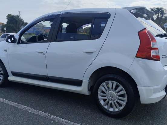 RENAULT-SANDERO-1.6 PRIVILÈGE 8V FLEX 4P MANUAL RENAULT-SANDERO-2012