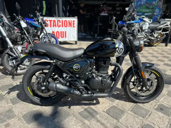 ROYAL ENFIELD HUNTER 350 