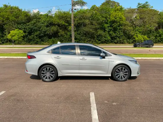 TOYOTA-COROLLA-2020