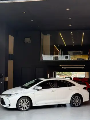 TOYOTA COROLLA 1.8 VVT-I HYBRID FLEX ALTIS PREMIUM CVT TOYOTA COROLLA 1.8 VVT-I HYBRID FLEX ALTIS PREMIUM CVT