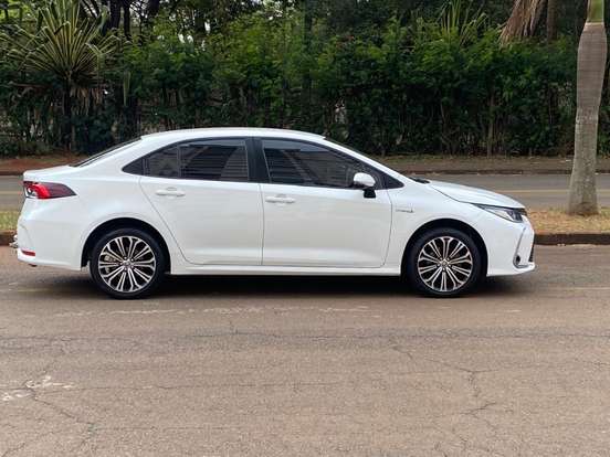 TOYOTA-COROLLA-1.8 VVT-I HYBRID FLEX ALTIS CVT TOYOTA-COROLLA-2021