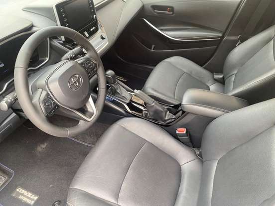 TOYOTA-COROLLA-2021