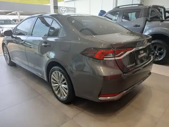TOYOTA-COROLLA-2025
