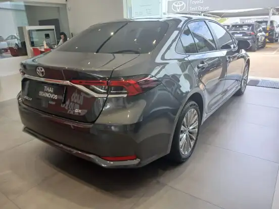 TOYOTA-COROLLA-2025