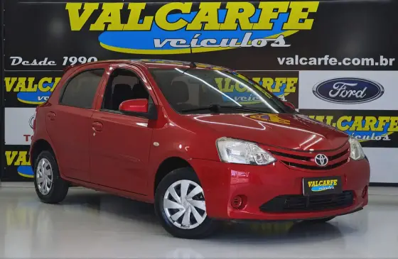 TOYOTA ETIOS 1.3 X 16V FLEX 4P AUTOMÁTICO TOYOTA ETIOS 1.3 X 16V FLEX 4P AUTOMÁTICO