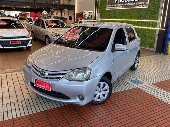 TOYOTA-ETIOS-1.3 16V FLEX 4P MANUAL TOYOTA-ETIOS-2013
