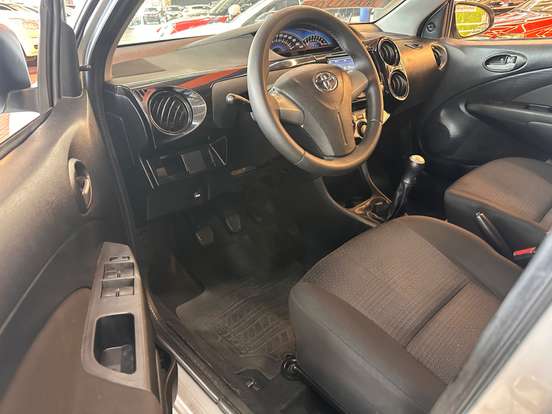 TOYOTA-ETIOS-1.3 16V FLEX 4P MANUAL TOYOTA-ETIOS-2013