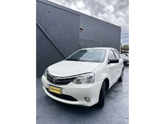 TOYOTA-ETIOS-2013