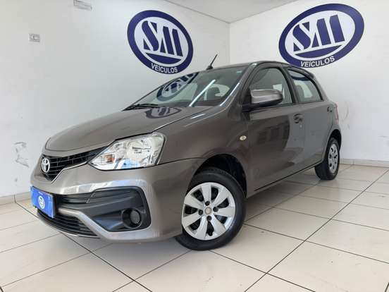 TOYOTA-ETIOS-2018
