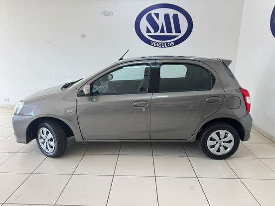 TOYOTA-ETIOS-1.5 XS 16V FLEX 4P MANUAL TOYOTA-ETIOS-2018