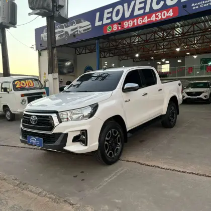 TOYOTA HILUX 2.8 SRV 4X4 CD 16V DIESEL 4P AUTOMÁTICO TOYOTA HILUX 2.8 SRV 4X4 CD 16V DIESEL 4P AUTOMÁTICO