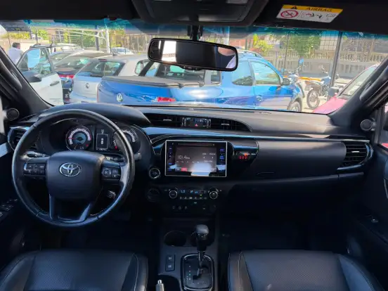 TOYOTA-HILUX-2.8 SRX 4X4 CD 16V DIESEL 4P AUTOMÁTICO TOYOTA-HILUX-2018