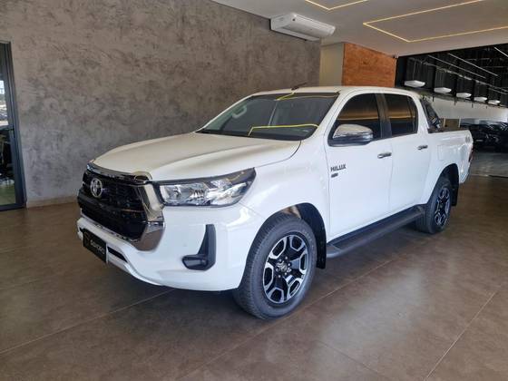 TOYOTA HILUX 2.7 VVT-i FLEX CD SRV 4X2 AUTOMÁTICO