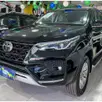 TOYOTA HILUX SW4 2.8 D-4D TURBO DIESEL SRX 7L 4X4 AUTOMÁTICO TOYOTA HILUX SW4 2.8 D-4D TURBO DIESEL SRX 7L 4X4 AUTOMÁTICO