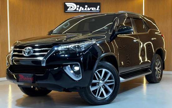 TOYOTA-HILUX SW4-2.8 SRX 4X4 16V TURBO INTERCOOLER DIESEL 4P AUTOMÁTICO TOYOTA-HILUX SW4-2018
