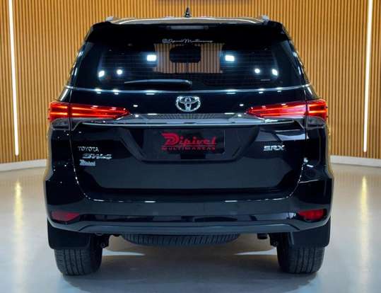 TOYOTA-HILUX SW4-2018