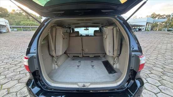 TOYOTA-HILUX SW4-2010