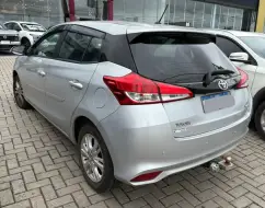 TOYOTA YARIS 1.3 16V FLEX XL PLUS TECH MULTIDRIVE TOYOTA YARIS 1.3 16V FLEX XL PLUS TECH MULTIDRIVE