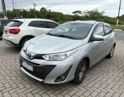 TOYOTA YARIS 1.3 16V FLEX XL PLUS TECH MULTIDRIVE TOYOTA YARIS 1.3 16V FLEX XL PLUS TECH MULTIDRIVE