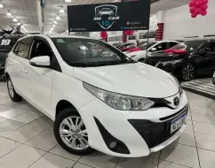 TOYOTA YARIS 1.3 16V FLEX XL PLUS TECH MULTIDRIVE TOYOTA YARIS 1.3 16V FLEX XL PLUS TECH MULTIDRIVE