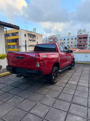 TOYOTA-HILUX-2018