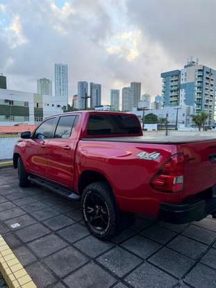 TOYOTA-HILUX-2018