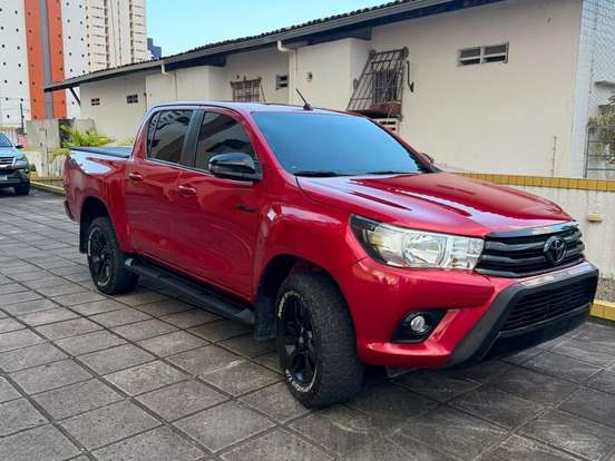 TOYOTA-HILUX-2.8 SRV 4X4 CD 16V DIESEL 4P AUTOMÁTICO TOYOTA-HILUX-2018