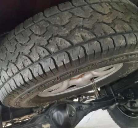 TOYOTA-HILUX-2014
