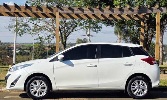 TOYOTA YARIS 1.3 16V FLEX XL MANUAL