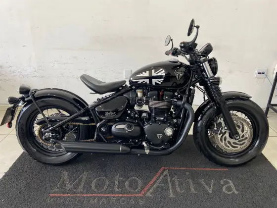 TRIUMPH BONNEVILLE BOBBER 1200 TRIUMPH BONNEVILLE BOBBER 1200