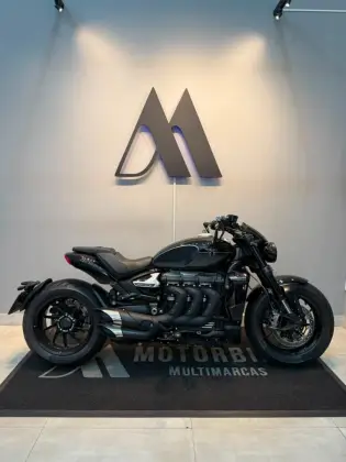 TRIUMPH ROCKET III STORM R 