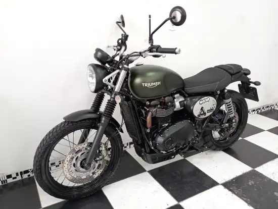 TRIUMPH-SCRAMBLER 900-2023