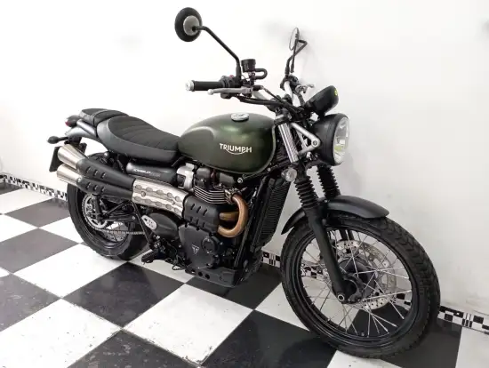 TRIUMPH-SCRAMBLER 900-2023