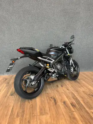 TRIUMPH-STREET TRIPLE 765 RS TRIUMPH-STREET TRIPLE 765 RS-2021