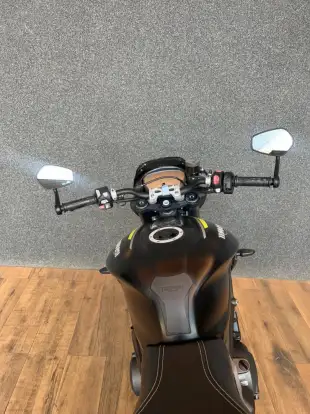 TRIUMPH-STREET TRIPLE 765 RS TRIUMPH-STREET TRIPLE 765 RS-2021