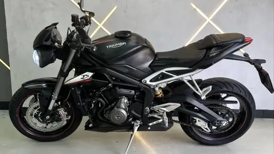 TRIUMPH-STREET TRIPLE 765 RS-2019