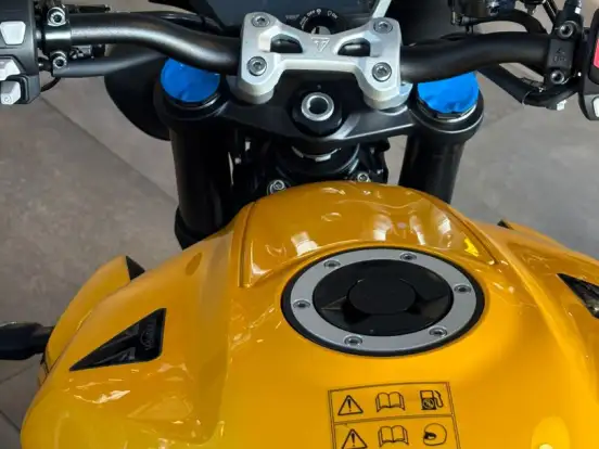 TRIUMPH-STREET TRIPLE RS ABS TRIUMPH-STREET TRIPLE RS ABS-2026