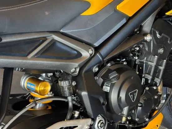 TRIUMPH-STREET TRIPLE RS ABS TRIUMPH-STREET TRIPLE RS ABS-2026