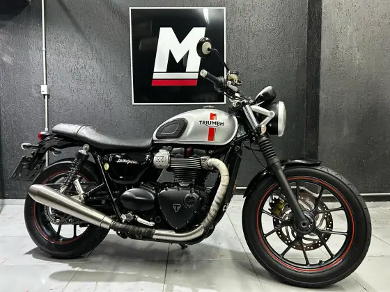TRIUMPH STREET TWIN 