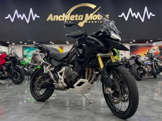 TRIUMPH TIGER 1200 BLACK EDITION TRIUMPH TIGER 1200 BLACK EDITION
