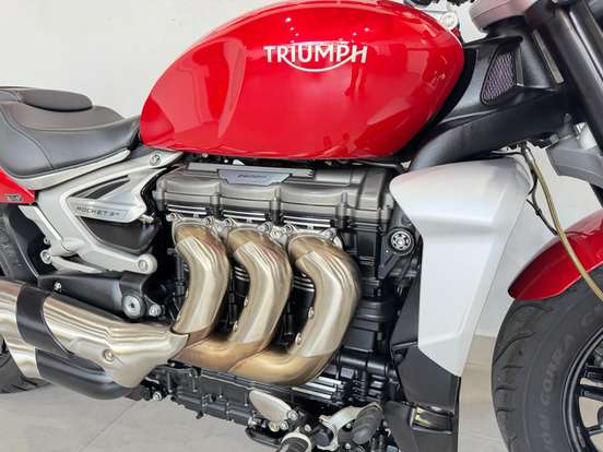 TRIUMPH-ROCKET III R-2021