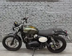 TRIUMPH STREET SCRAMBLER TRIUMPH STREET SCRAMBLER