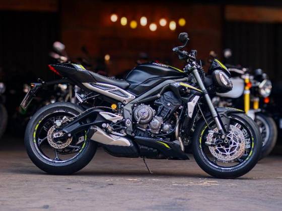 TRIUMPH STREET TRIPLE 765 RS 