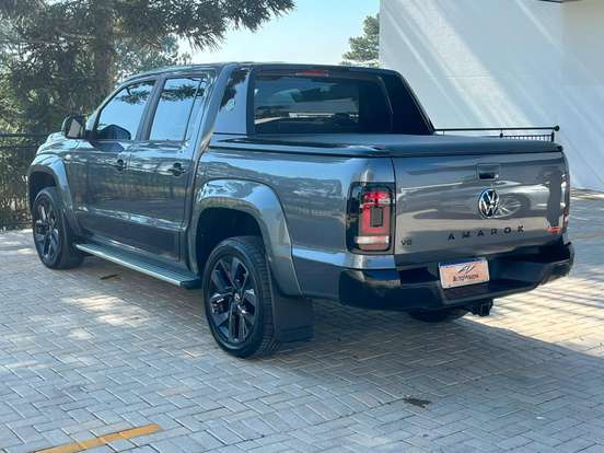 VOLKSWAGEN-AMAROK-3.0 V6 TDI DIESEL EXTREME CD 4MOTION AUTOMÁTICO VOLKSWAGEN-AMAROK-2025
