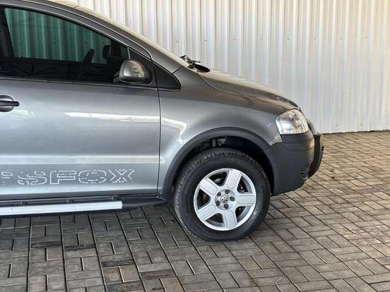 VOLKSWAGEN-CROSSFOX-2006