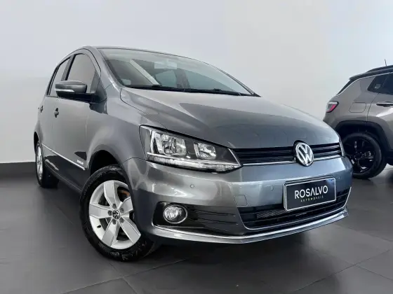 VOLKSWAGEN FOX 1.6 MSI HIGHLINE 16V FLEX 4P MANUAL VOLKSWAGEN FOX 1.6 MSI HIGHLINE 16V FLEX 4P MANUAL