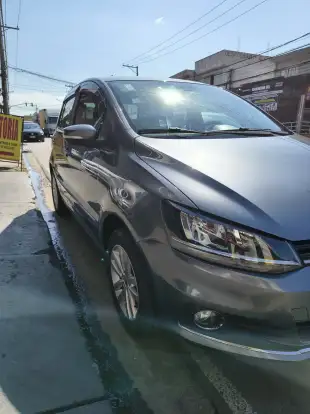 VOLKSWAGEN-FOX-2018