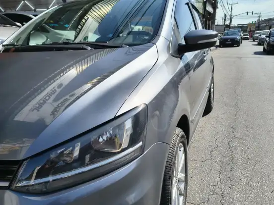 VOLKSWAGEN-FOX-1.6 MSI TOTAL FLEX CONNECT 4P MANUAL VOLKSWAGEN-FOX-2018